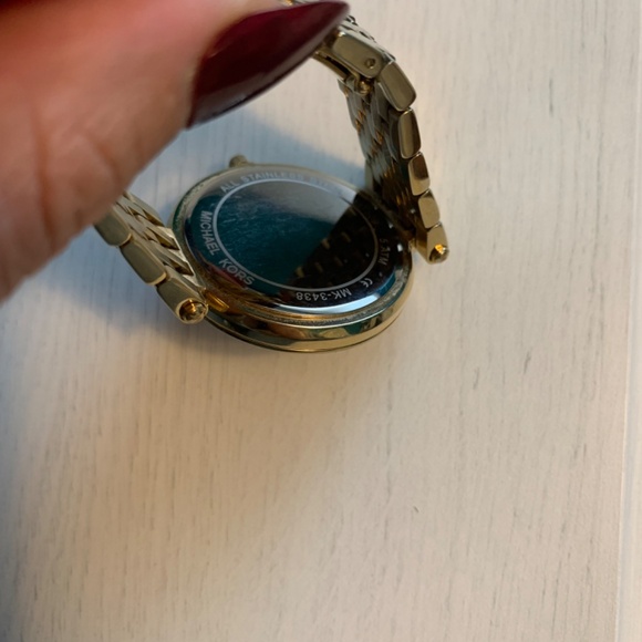 Watches - Picture 5 of 16